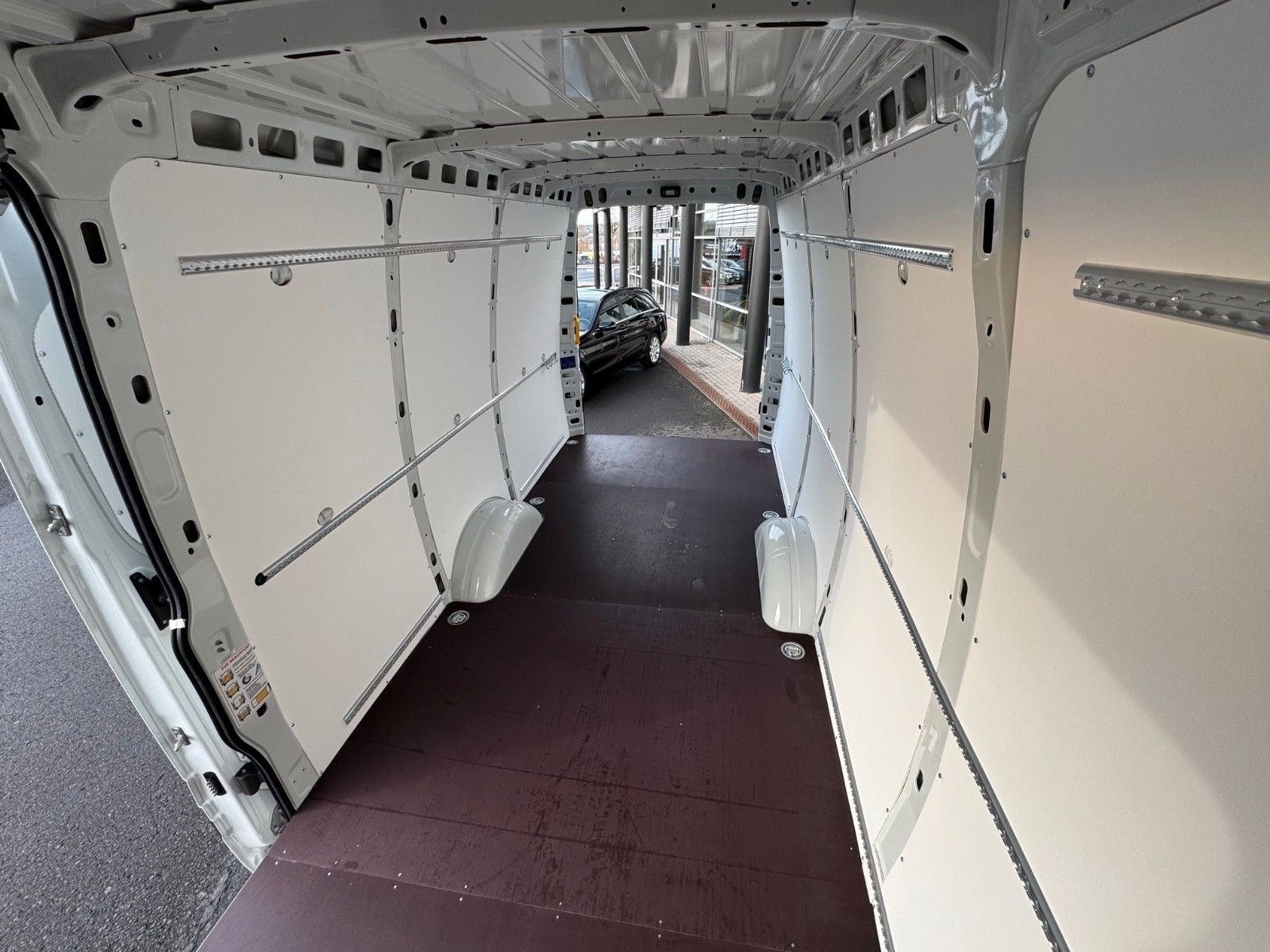 Fahrzeugabbildung Iveco Daily 35S14 HA8 *R4.100mm*Automatik*Kamera*