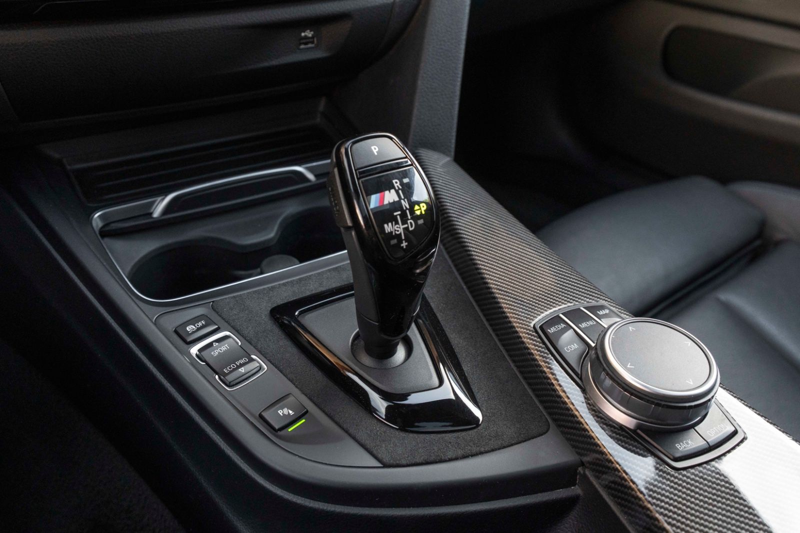 Fahrzeugabbildung BMW 440GC M-Performance H&K HUD LED KAM CARPLAY TOTW