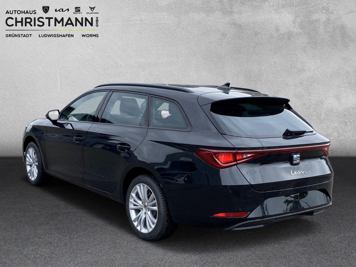 Fahrzeugabbildung SEAT Leon Sportstourer Style 1.5 eTSI EU6d