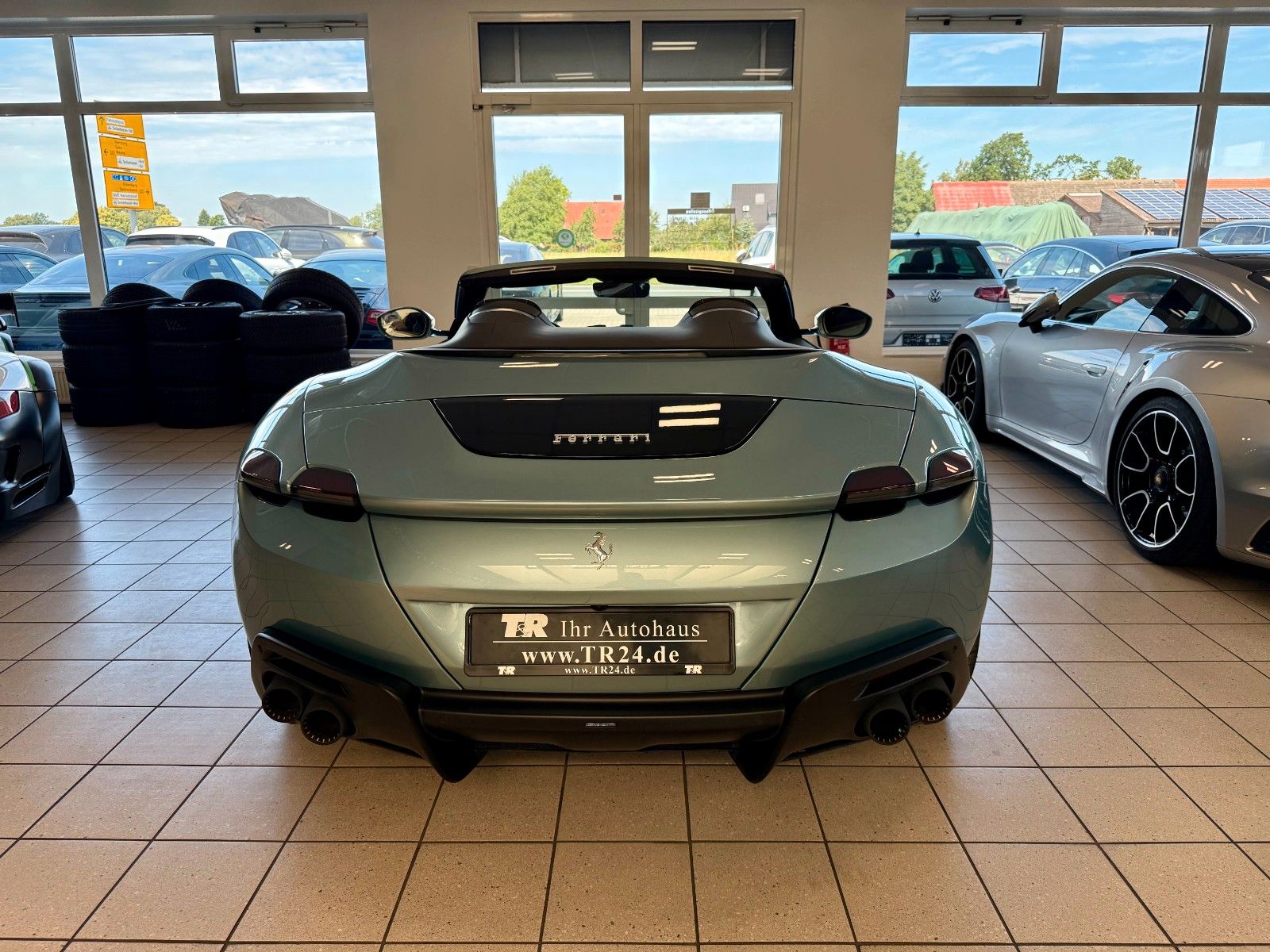 Fahrzeugabbildung Ferrari Roma Spider "SpecialColor"/JBL /Matrix /ACC/PPF