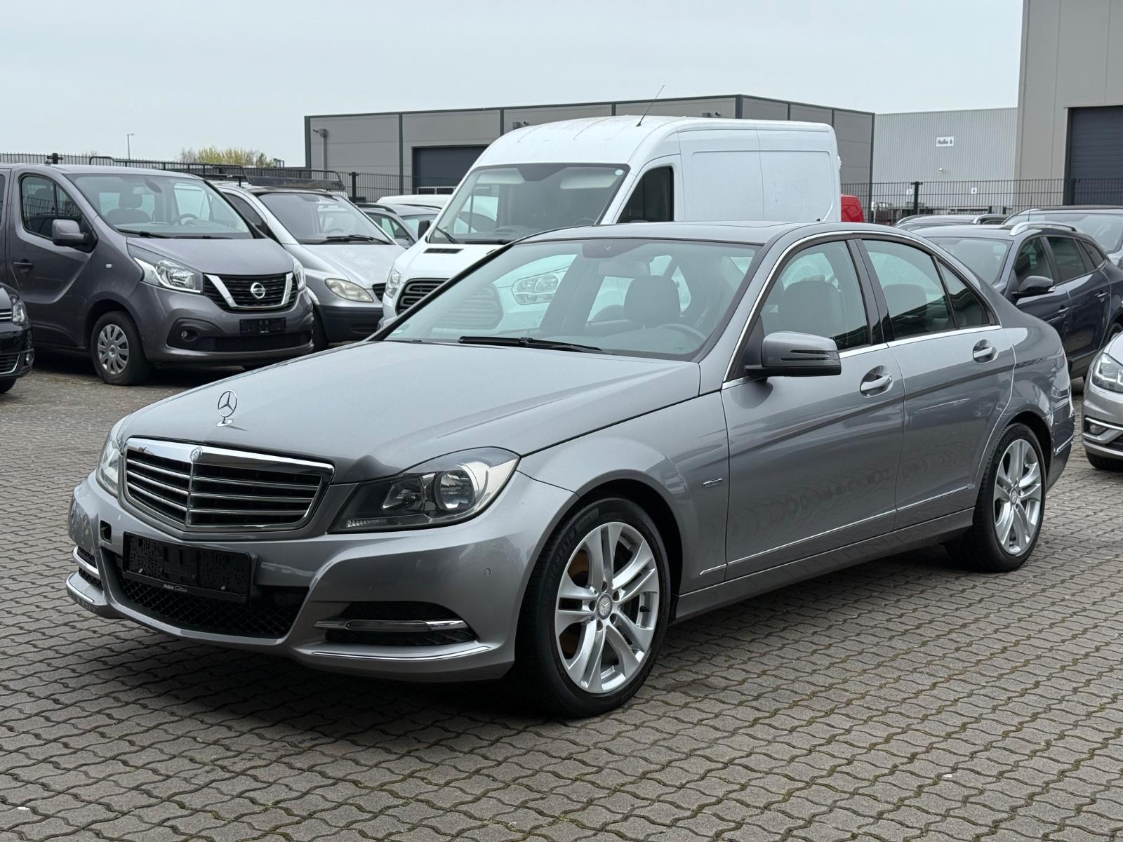 Mercedes-Benz C180 CGI Lim. Automatik Avantgarde Leder Navi