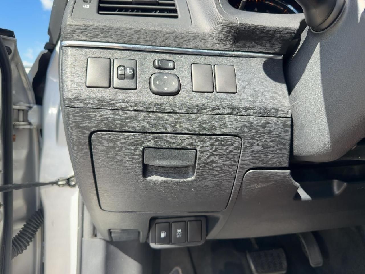 Fahrzeugabbildung Toyota Avensis 1,8 Kombi Multidrive S Sol*