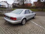Audi A8 4.2L V8 Quattro - Audi A8 mit Benzin-Antrieb: Limousine, 4.2