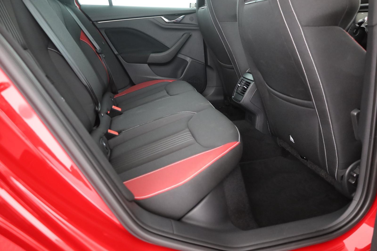 Skoda Scala 1.5 TSI Edition S ABT LED Navi Panorama