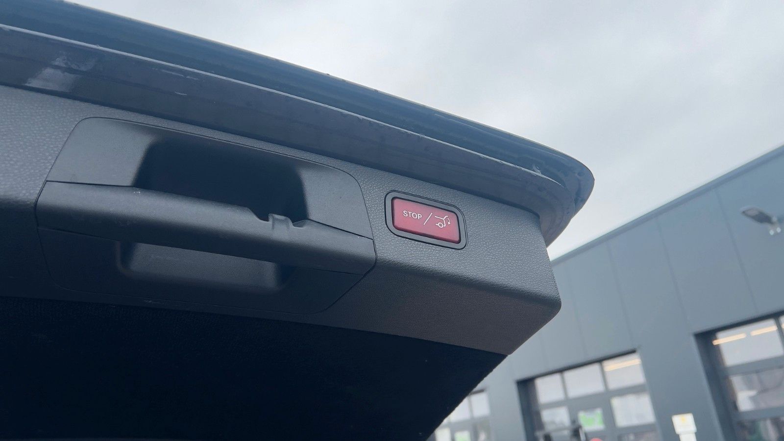 Fahrzeugabbildung Mercedes-Benz MIETKAUF*E 200 T-Modell AMG Line*MIETKAUF