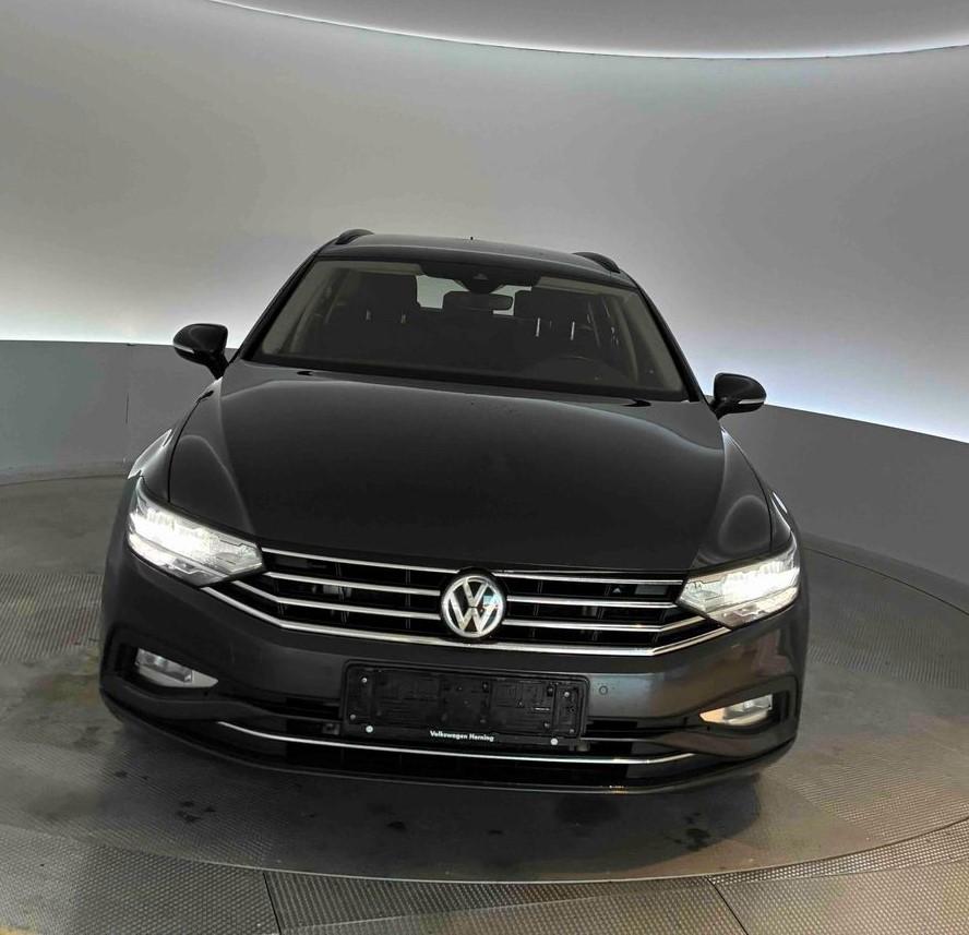 Volkswagen Passat Variant 2.0 TDI SCR DSG Business Variant