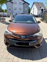 Toyota Avensis 2.0 Touring - Toyota Avensis in Frankfurt (Main)