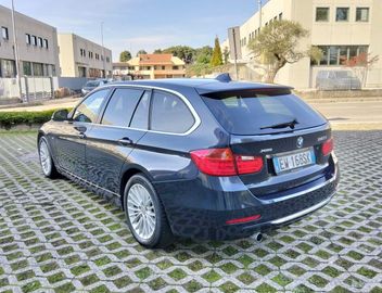 BMW 320 - 4