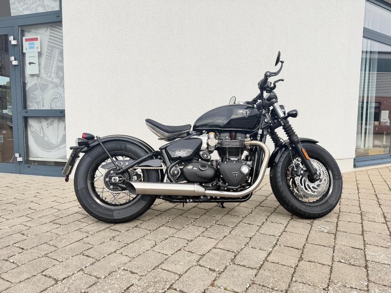 Triumph Bonneville Bobber  2026 AKTION KURVENAUSKLANG
