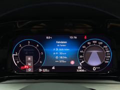 VW Golf VIII|SHZ|LHZ|LED|AHK|Massage|Kamera|Navi