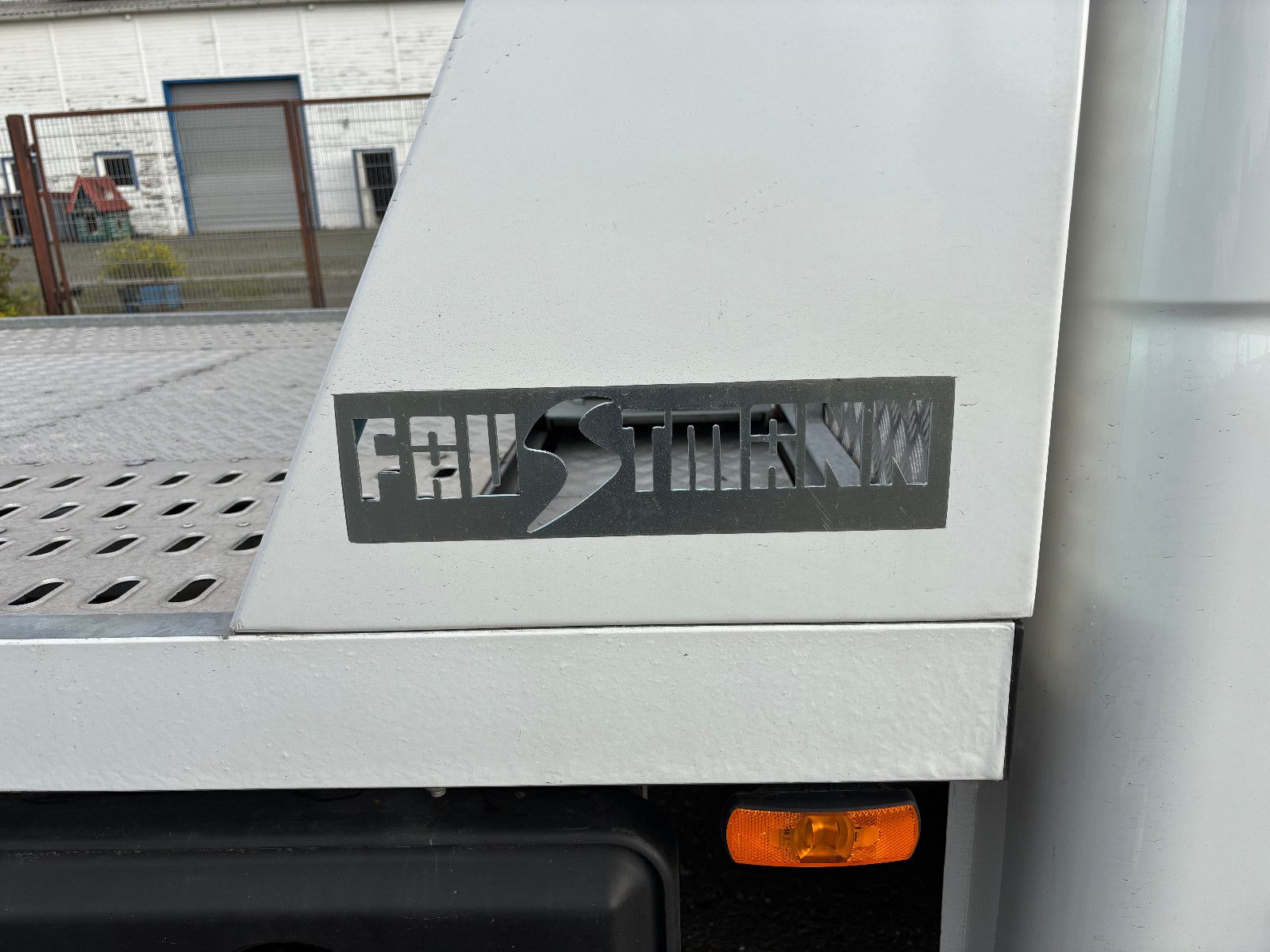Fahrzeugabbildung Renault MASTER Abschleppwagen AHK 3,5t Klima Tempomat