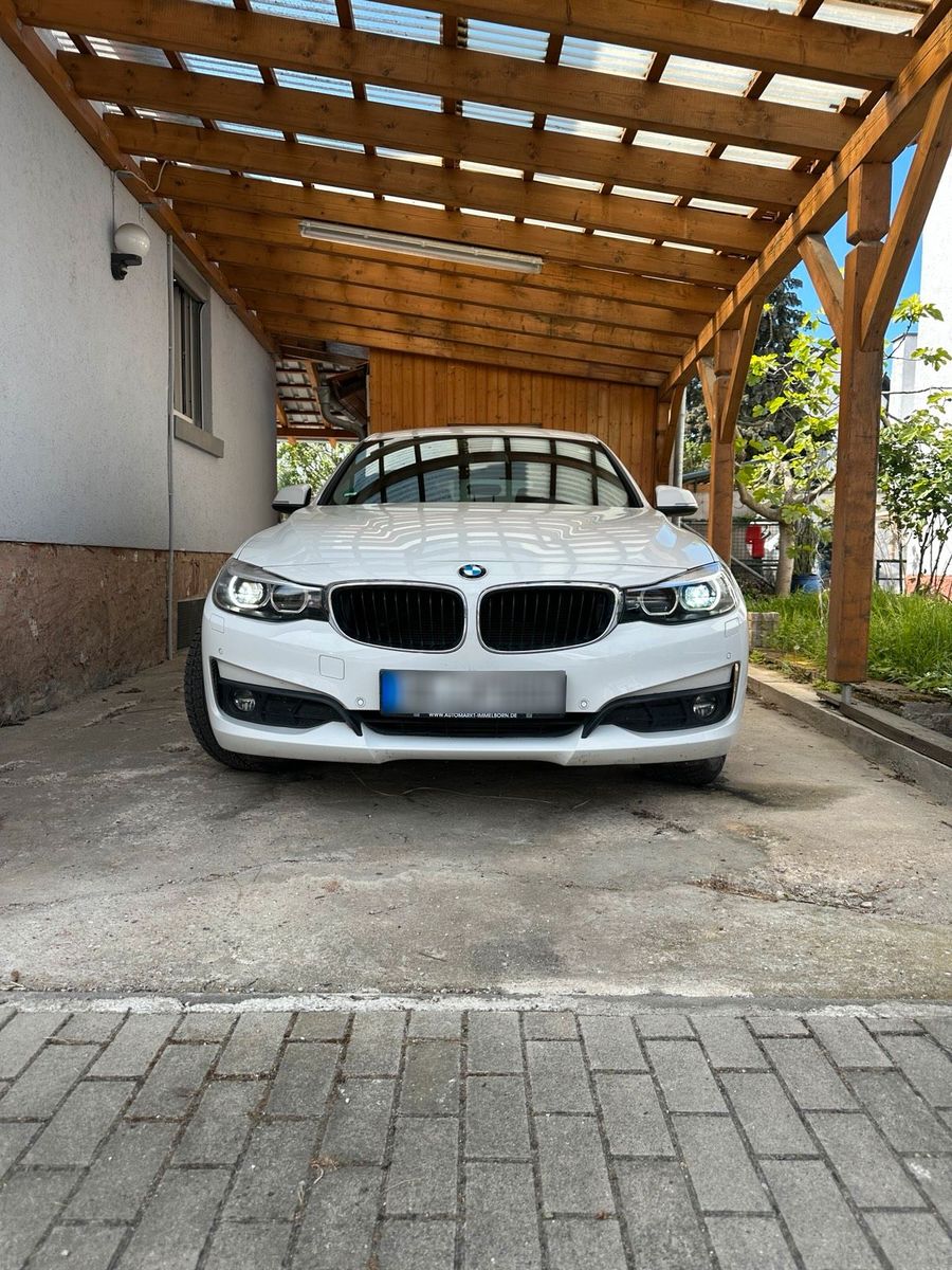 BMW BMW 320 320 d Advantage GT Navi*LED*PDC*Sp...