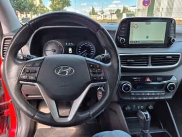 Hyundai TUCSON - 10