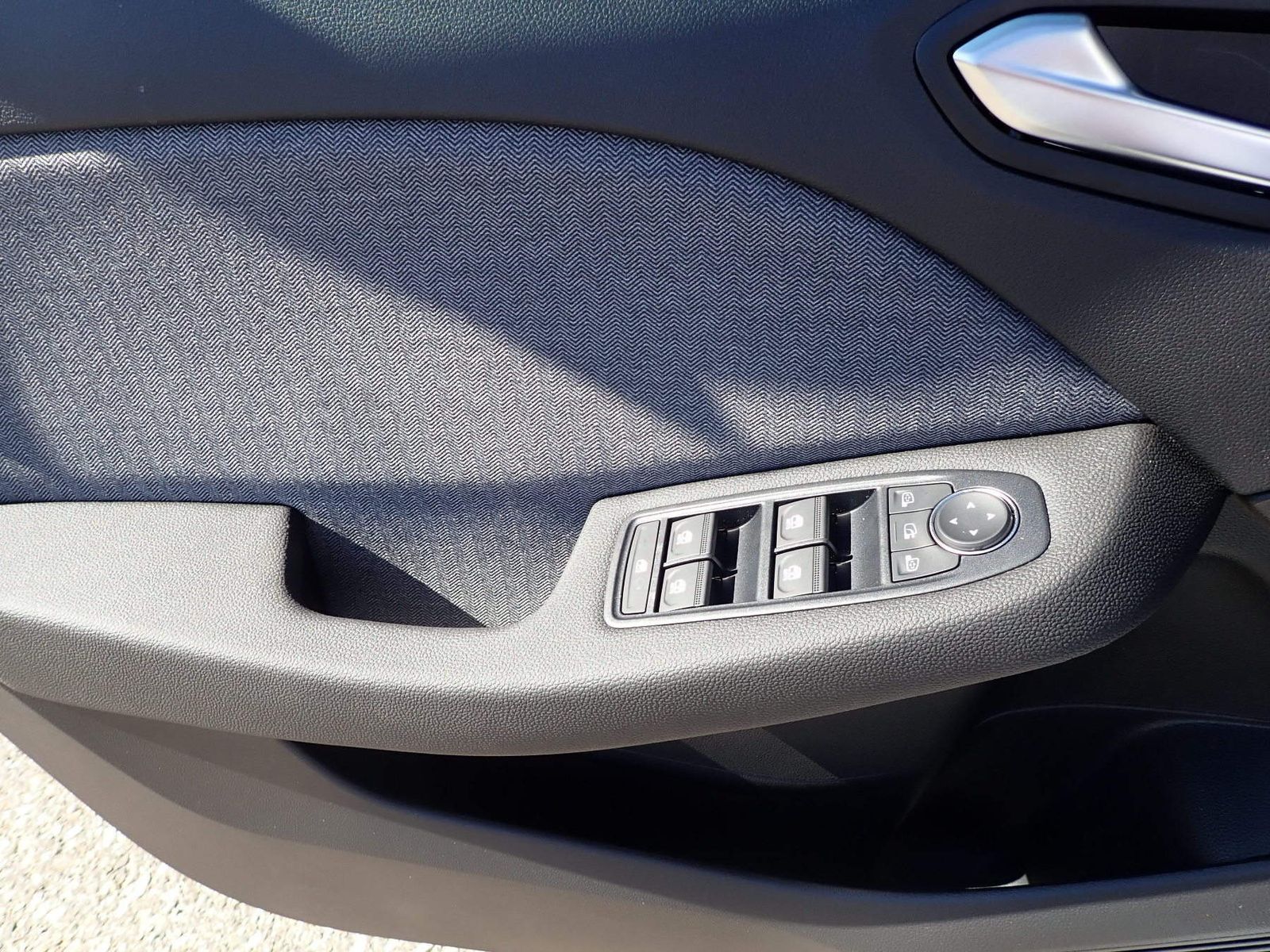 Fahrzeugabbildung Renault Clio Techno TCe 90