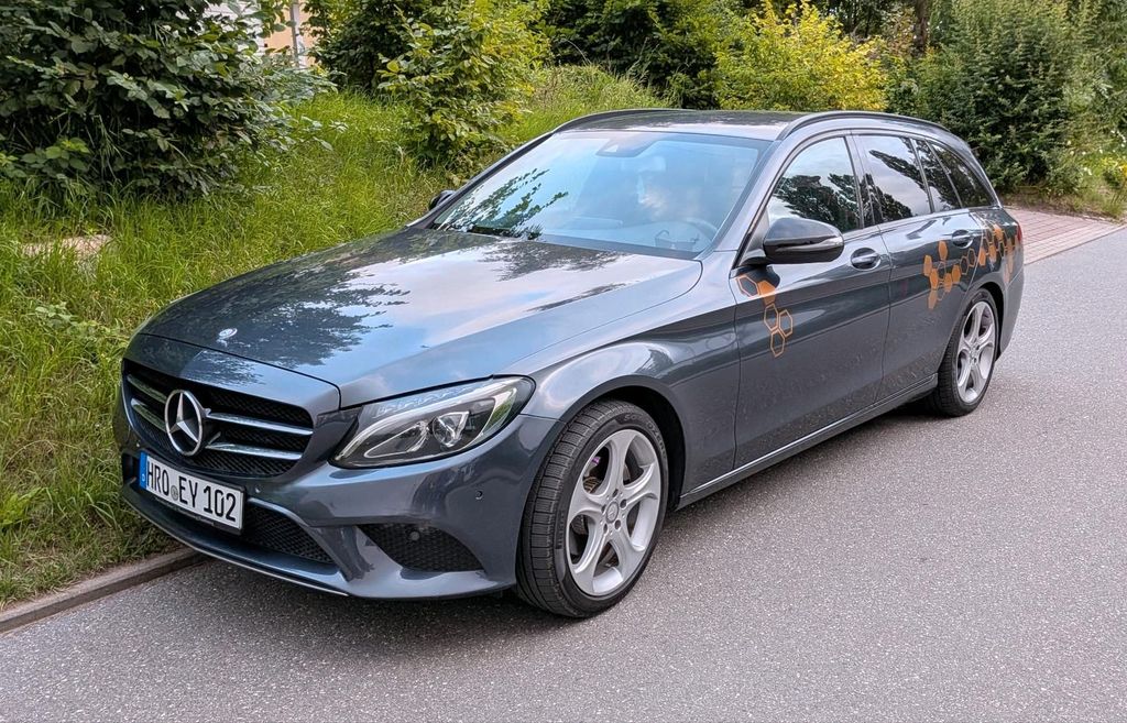 Image of Mercedes-Benz C 220