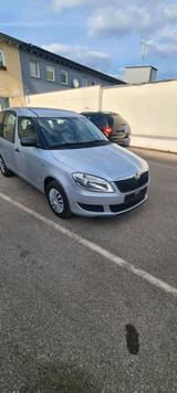 Skoda Roomster Euro 5 Benzin 1 Hand Tüv 11.27 - Skoda Roomster in München