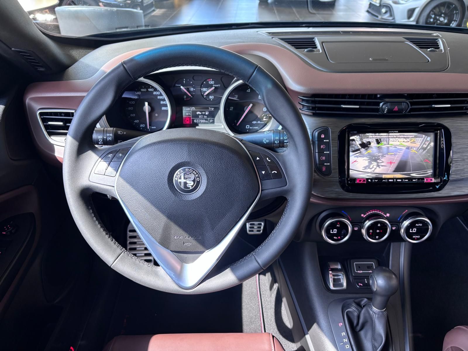 Fahrzeugabbildung Alfa Romeo Giulietta Lusso Ti KLIMA XENON ALU