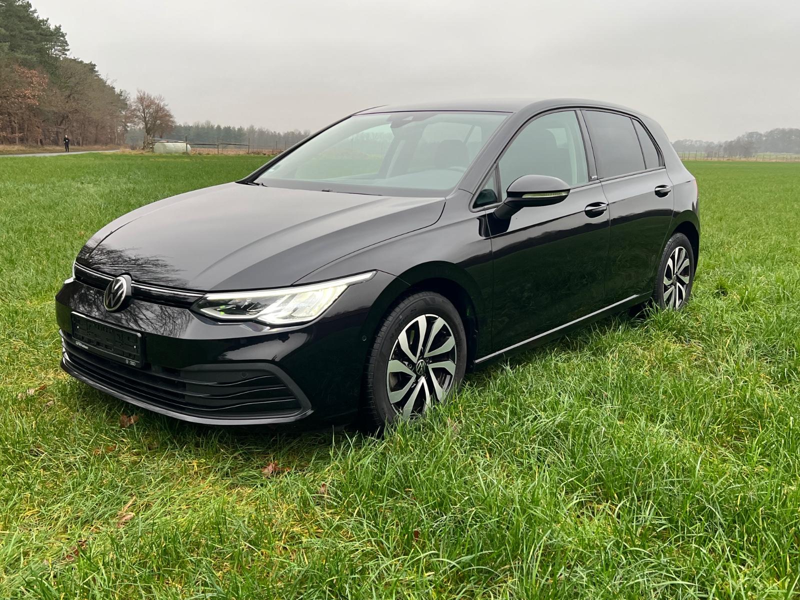 Volkswagen Golf 8 VIII Lim. 2,0 TDI United Anhängerkupplung