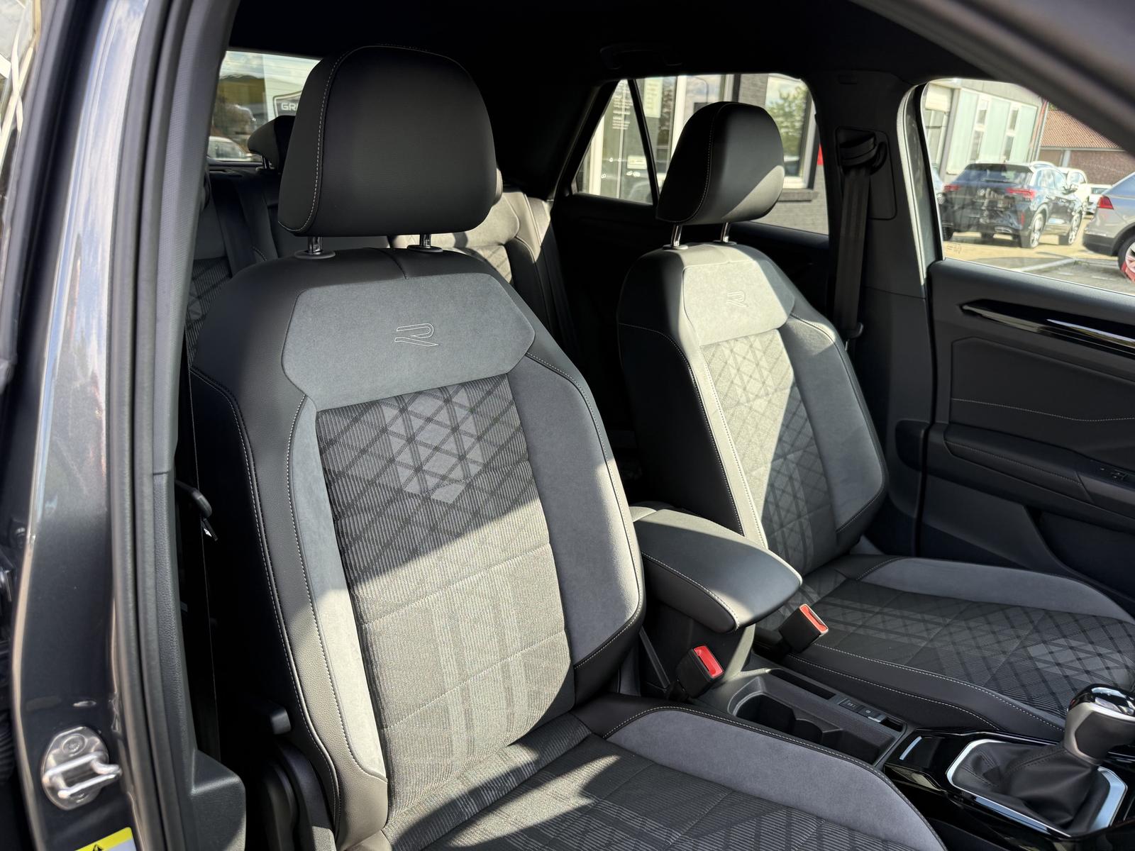 Volkswagen T-Roc R-Line,18-Zoll,IQ-Drive,R.Kam,Kessy,Side., миниатюра 25