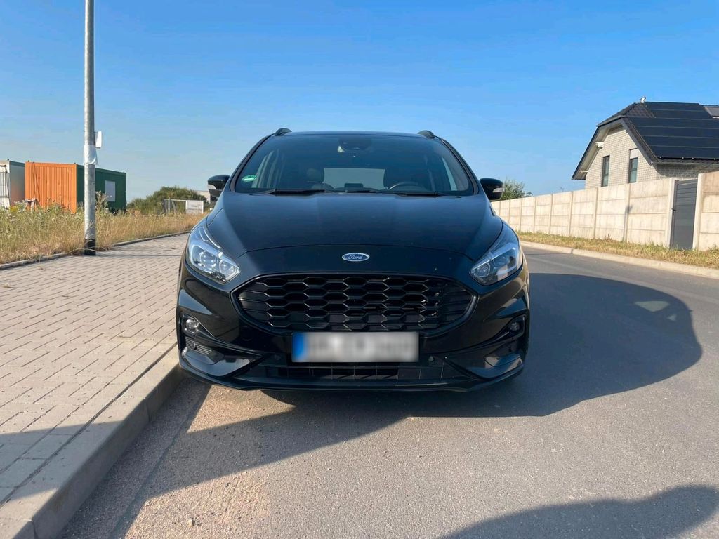 Image of Ford S-Max