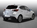 Mazda 2 1.5 90 Kizoku Intense SHZ TWA RFK PDC HUD NAVI - Mazda 2: Limousine, mit Klimaautomatik