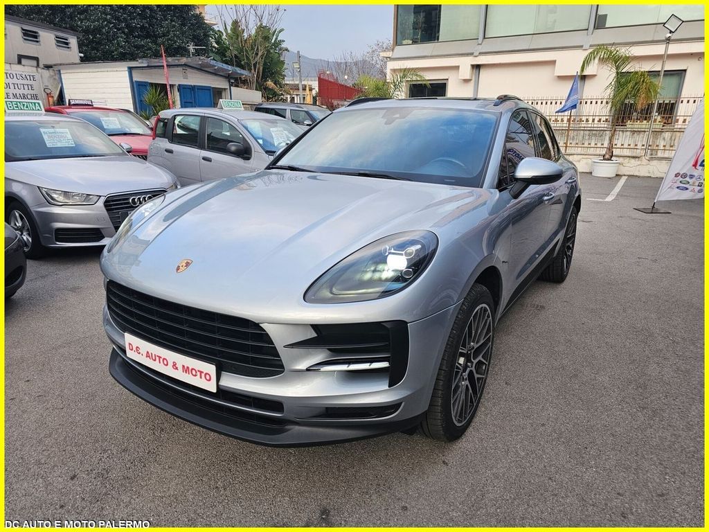 Image of Porsche Macan