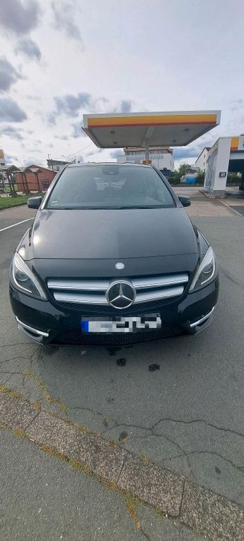 Image of Mercedes-Benz B 180
