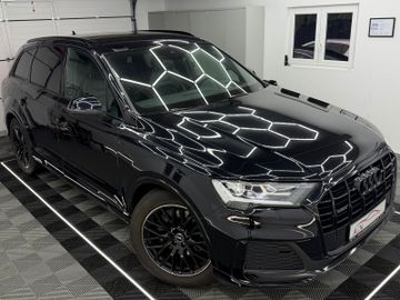Audi Q7 - 7