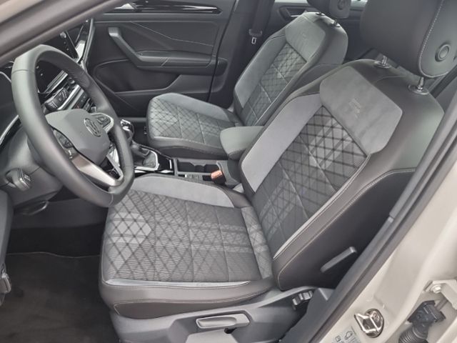 Fahrzeugabbildung Volkswagen T-Roc 1.0 TSI R-LINE LED APP CONNECT SHZ PDC DAB