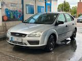 Ford Focus Mk2 - Ford Focus mit Benzin-Antrieb: Kleinwagen, Automatik