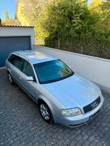 Audi A6 1.9 TDI AVF + 6 Gang Avant Scheckheft - Audi A6: Kombi, 1.9