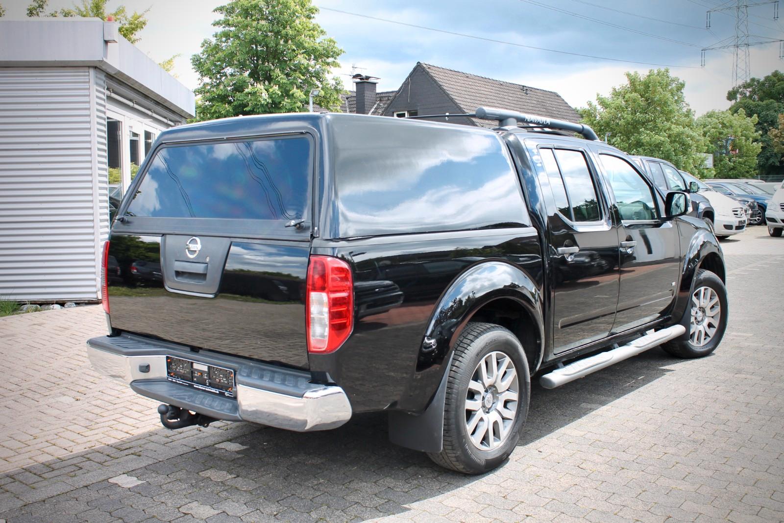 Nissan Navara 3.0 V6 dCi 231 ch BVA 4x4 / 184 000 km / Cuir brun / Toit ouvrant / Bose / Hardtop