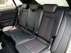 Audi RSQ8 – 34 / 35