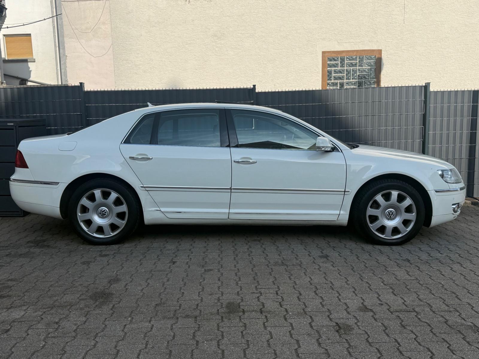 Volkswagen Phaeton V6TDI 4M*2HD*KAM*AUTO*SCHIEB*MASSA+5SITZ
