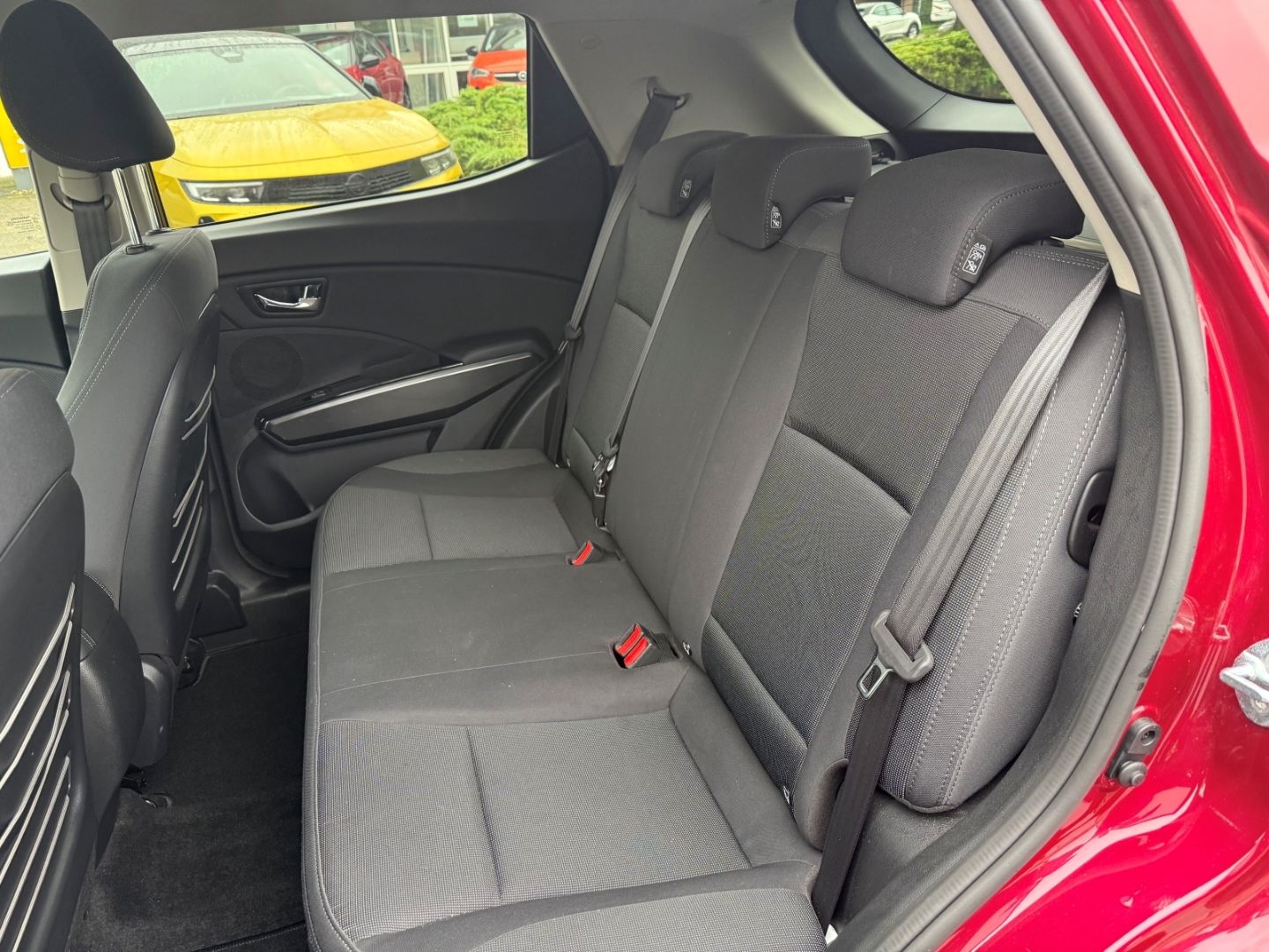 Fahrzeugabbildung KGM Tivoli 1.5 T-GDI Fizz mit LHZ+SHZ+Kamera