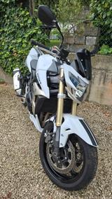 Suzuki GSR 750 - SUZUKI 750 GSR