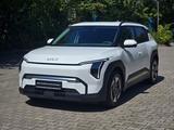 Kia EV3 Earth 58,3kWh FWD DRIVEWISE+UPGRADE+BUSINES - weiße Kia EV3