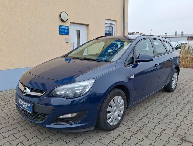 Opel Astra Sports Tourer Selection CD Radio Reserv...