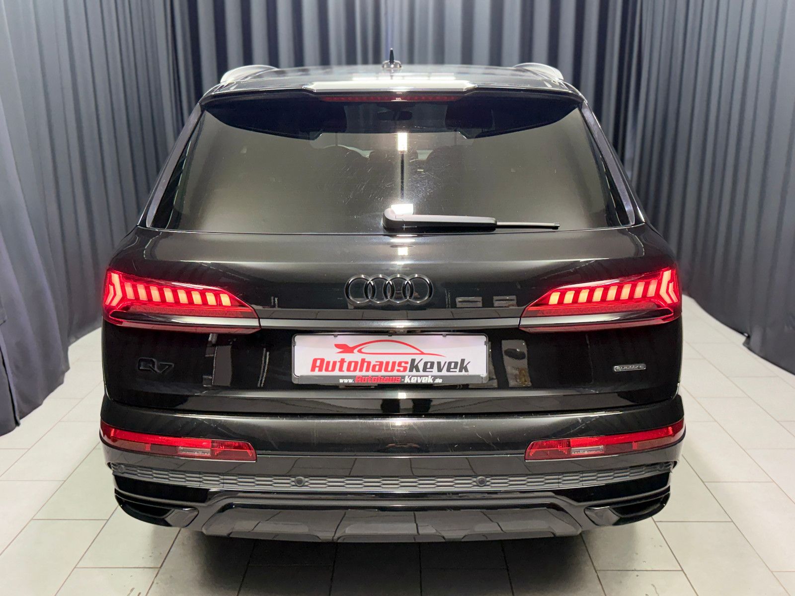 Fahrzeugabbildung Audi Q7 45 TDI quattro S line|PANO|KAMERA