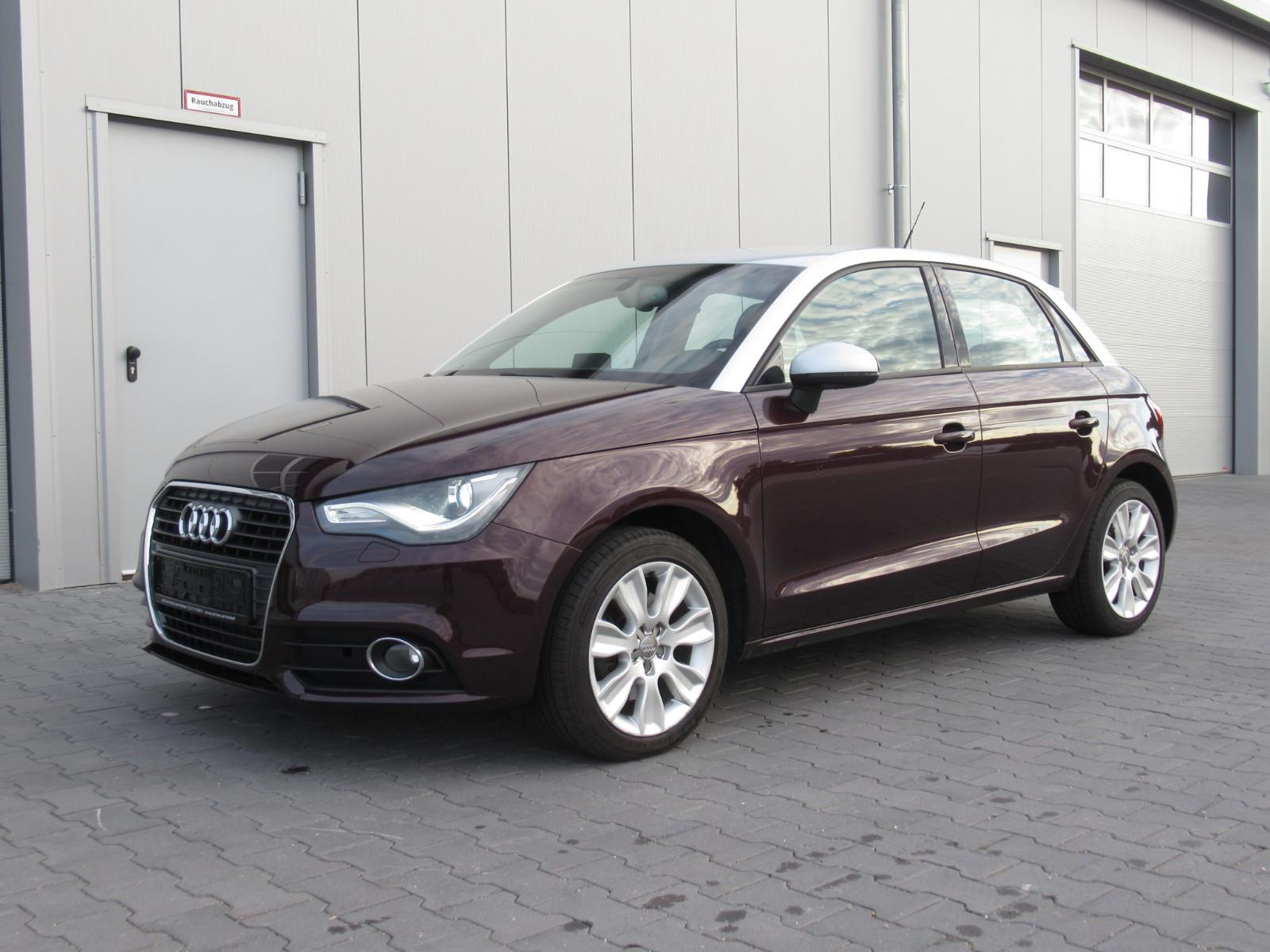 Audi A1 1.6TDI Sportback ambi Teilleder*NAV*PDC*Xenon
