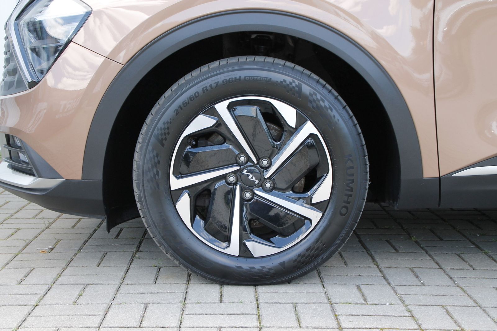 Fahrzeugabbildung Kia Sportage 1.6 T-GDI Mild-Hybrid Vision 4WD