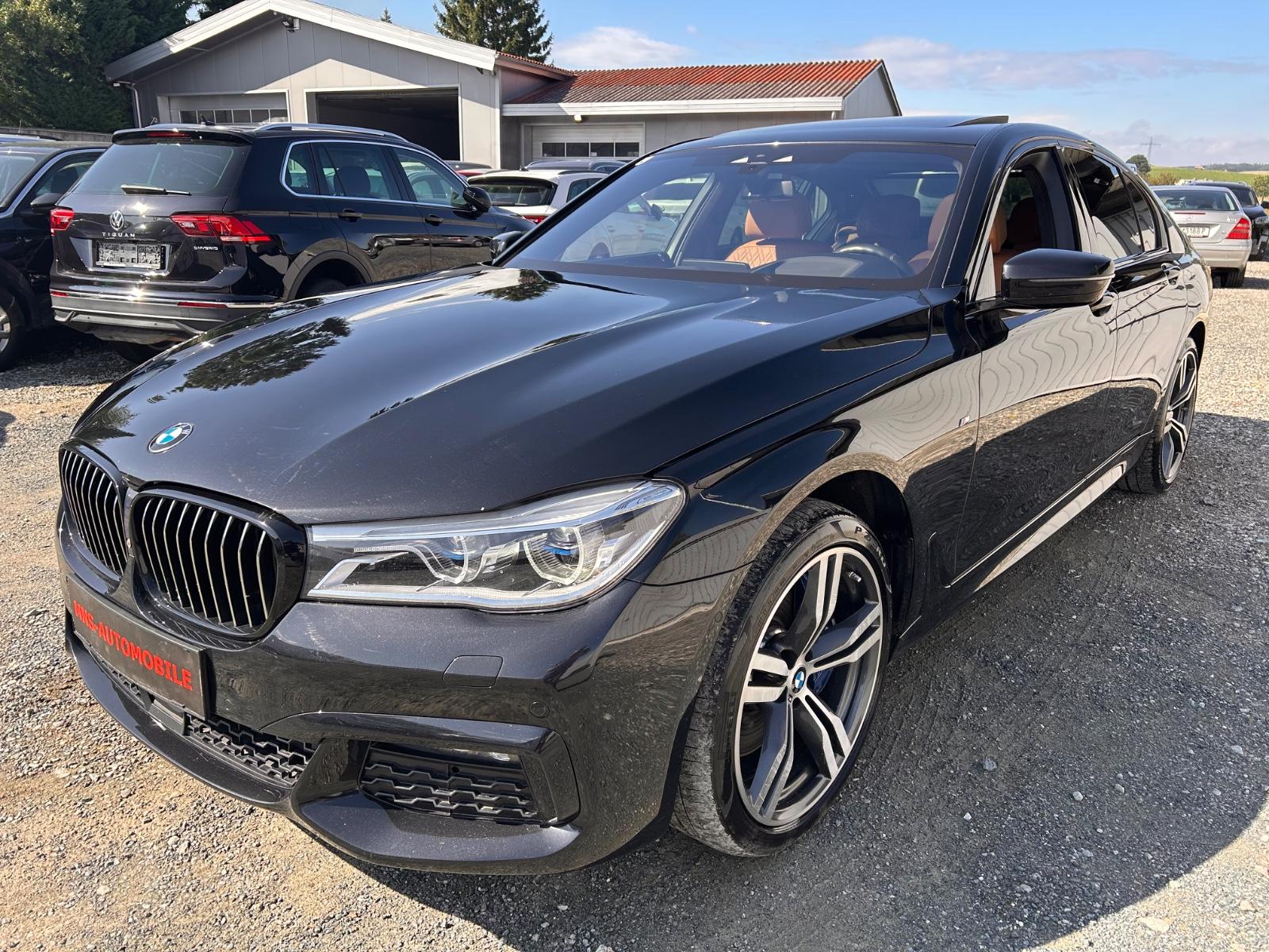 BMW 750 d xDrive M -Sport Leder Navi Burmester