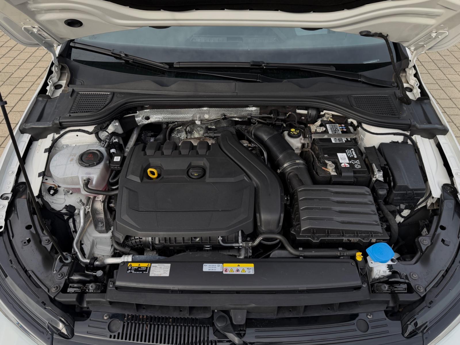 Volkswagen Golf 1.5 TSI ACTIVE HUD STHZ TÜV neu, миниатюра 15