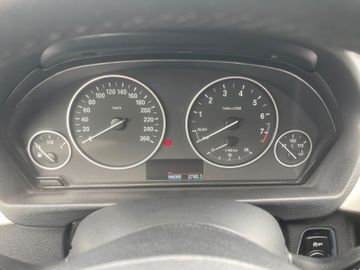 BMW 318 - 12