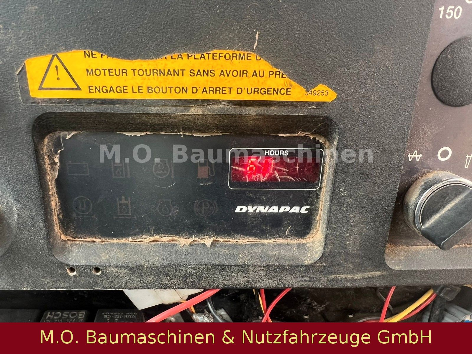 Fahrzeugabbildung Dynapac CA 302 D / Walzenzug / 12,5 t /