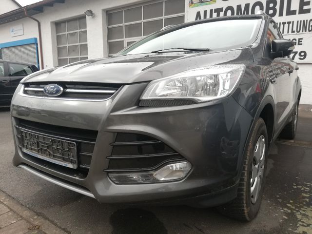 Ford Kuga Titanium Sport-Teilleder-Navi-PDC-Alu-Euro6