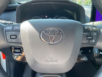 Toyota C-HR - 12