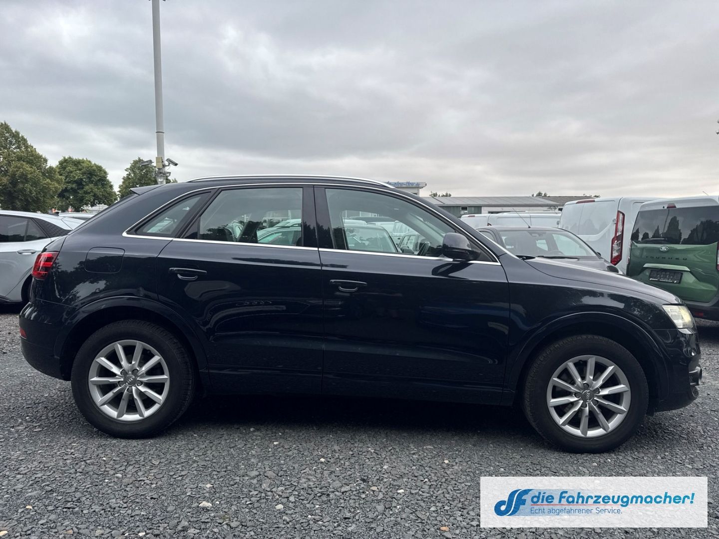 Fahrzeugabbildung Audi Q3 2.0 TDI El. Panodach Leder Soundsystem *EXPOR
