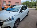 Peugeot 208 1.2 Allure PureTech 110 EAT6 S & S Allure - Peugeot 208 in Saarbrücken