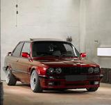 BMW E30 Coupé 318i Schiebedach Candy Rot T... - BMW 318 aus 1988: 318i